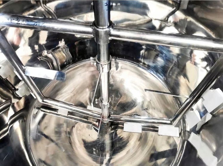 BUTEC HE5L – Cuve inox chauffante pour beurre et crème (50 à 20 000L) – Image 2